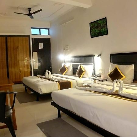 Holidayy Inn Allāhābād Junction 외부 사진