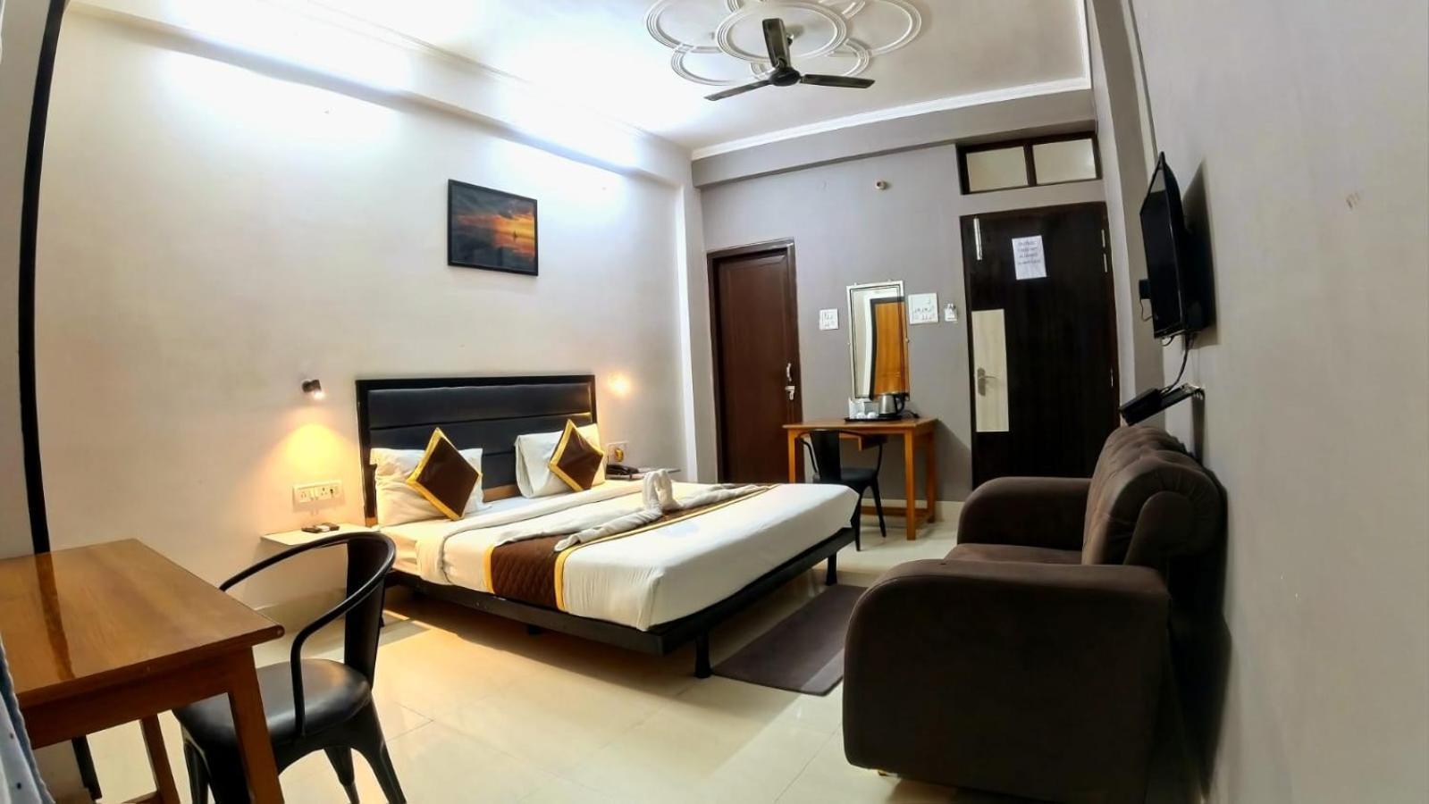 Holidayy Inn Allāhābād Junction 외부 사진