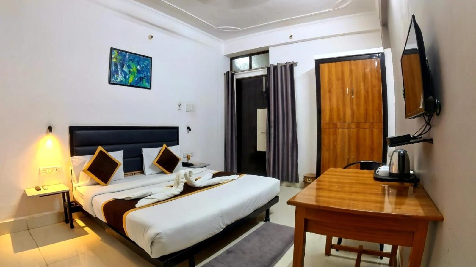 Holidayy Inn Allāhābād Junction 외부 사진