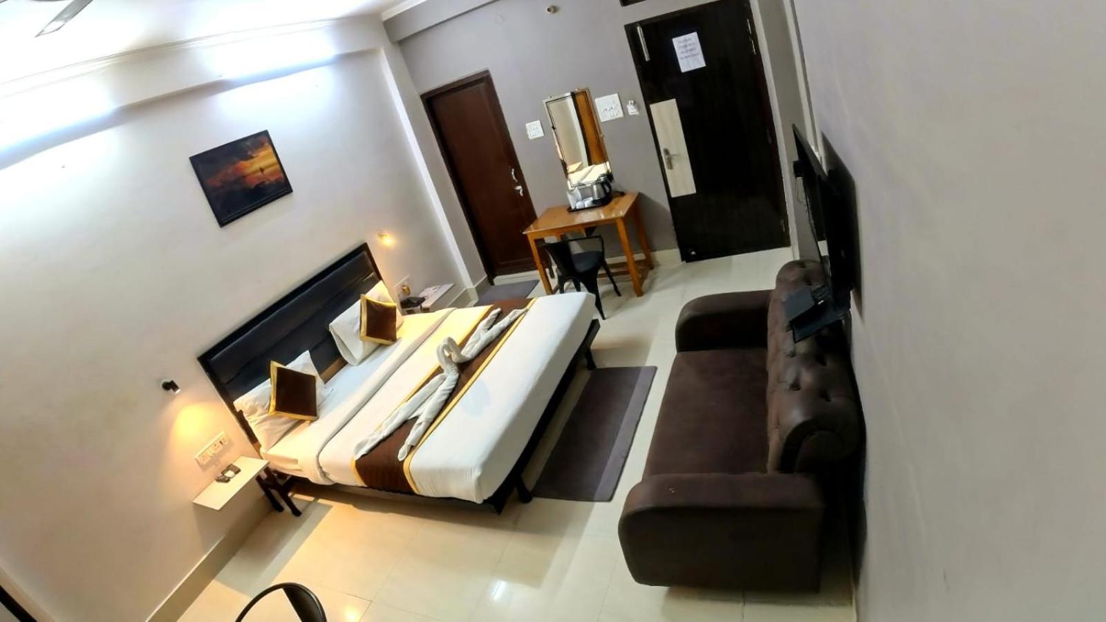 Holidayy Inn Allāhābād Junction 외부 사진