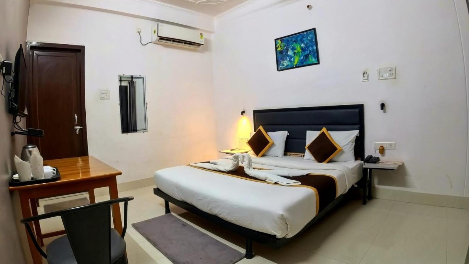 Holidayy Inn Allāhābād Junction 외부 사진